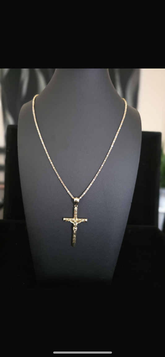 “Stylish 10K Gold Blim Blim Chain – 24” with Detailed Christ Pendant”